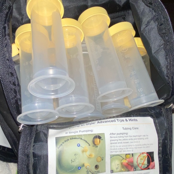 Modela Pump in style advanced backpack with extra bottles - Picture 10 of 14